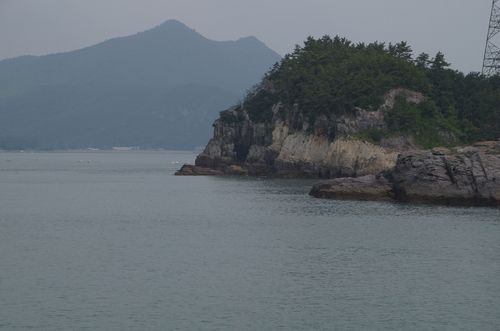 낭도 철탑 밑 자료사진