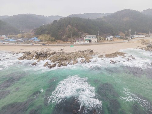 봉산리 주변 갯바위2 자료사진